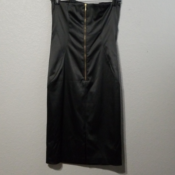 Express Strapless Dress - Picture 2 of 3